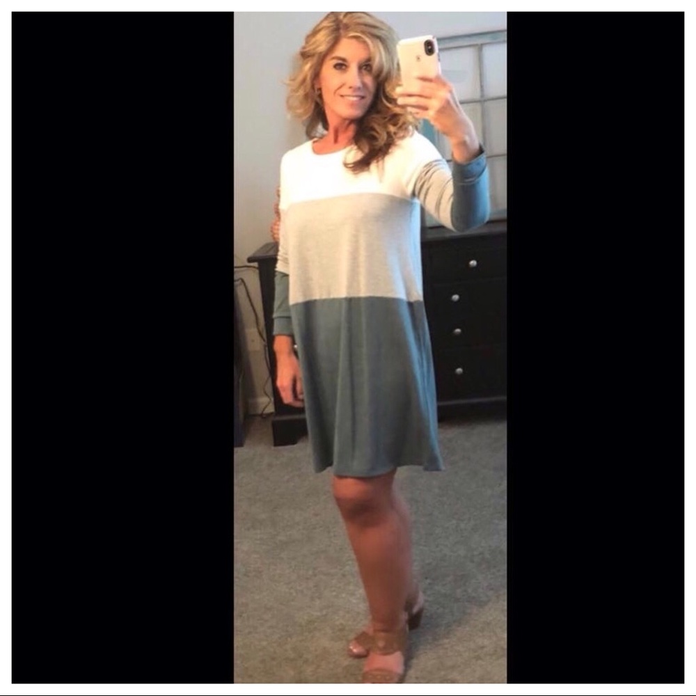 Color block dress in dark green